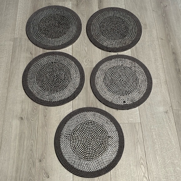 Set of 5 Kim Seybert Metal Grommets Structured Place Mats - Picture 1 of 11